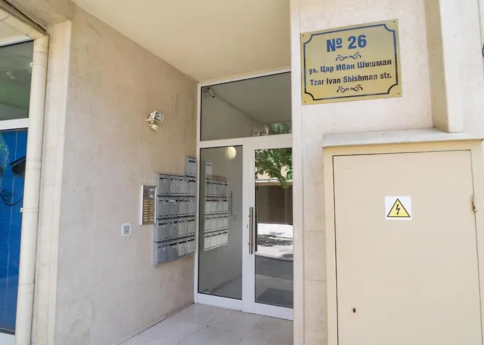 Sea Grape Wine Flat In Old Center